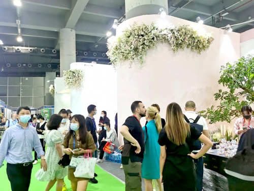 2024花城“新秀花事”亮點(diǎn)搶先看！和廣州國際花藝節(jié)一起解鎖“花經(jīng)濟(jì)”財(cái)富密碼(圖2)