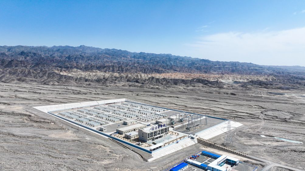 甘肅新型儲能裝機(jī)容量突破1000萬千瓦.jpg